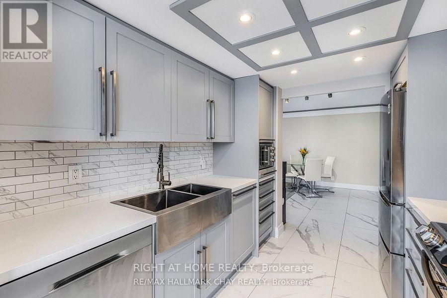 1208 - 65 Ellen Street, Barrie (City Centre), Ontario L4N 3A5 - Photo 3 - S12888060