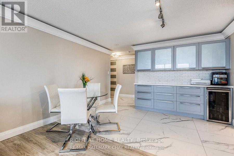 1208 - 65 Ellen Street, Barrie (City Centre), Ontario L4N 3A5 - Photo 5 - S12888060