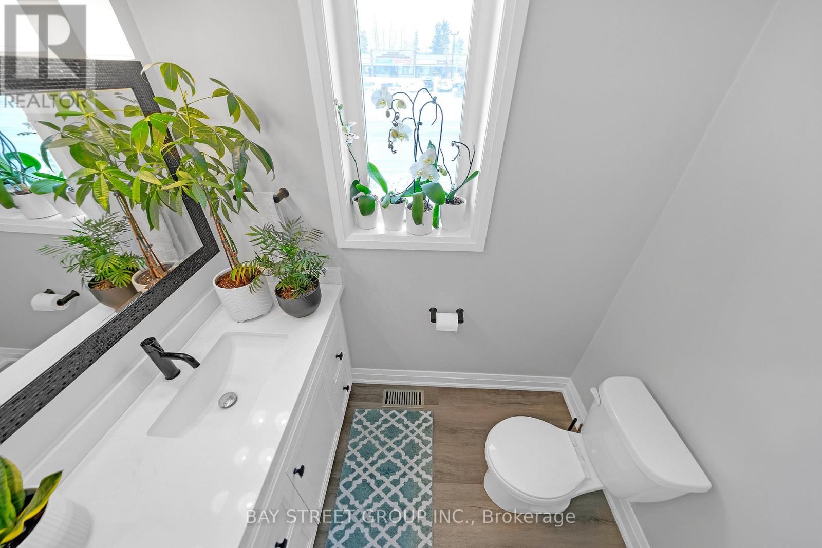 1 Stonehart Lane, Barrie, Ontario  L4M 7E8 - Photo 21 - S12888062