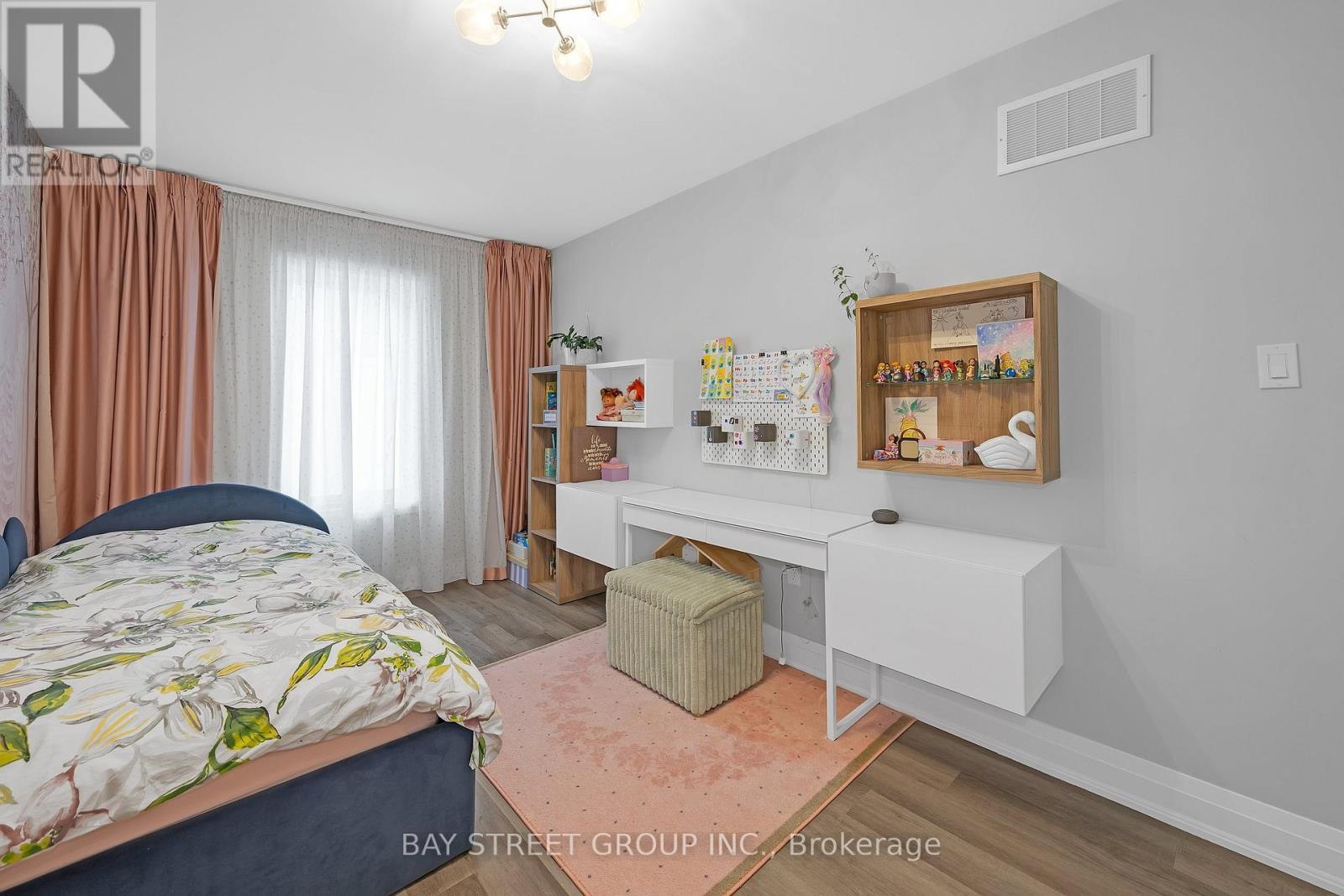 1 Stonehart Lane, Barrie, Ontario  L4M 7E8 - Photo 33 - S12888062