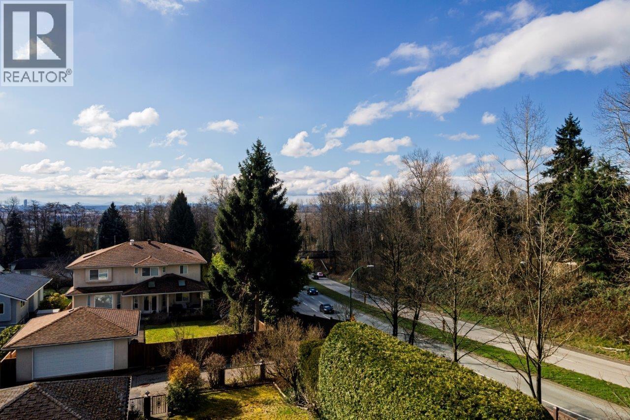 3706 Clinton Street, Burnaby, British Columbia  V5J 2J8 - Photo 4 - R3099693