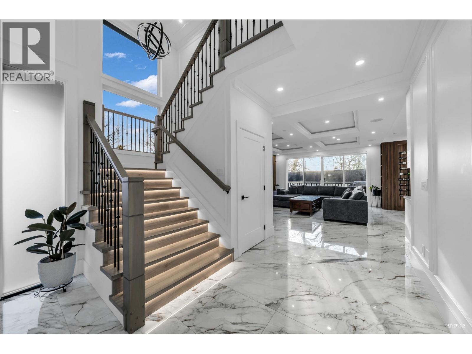 22839 Purdey Avenue, Maple Ridge, British Columbia  V2X 8B8 - Photo 5 - R3099474