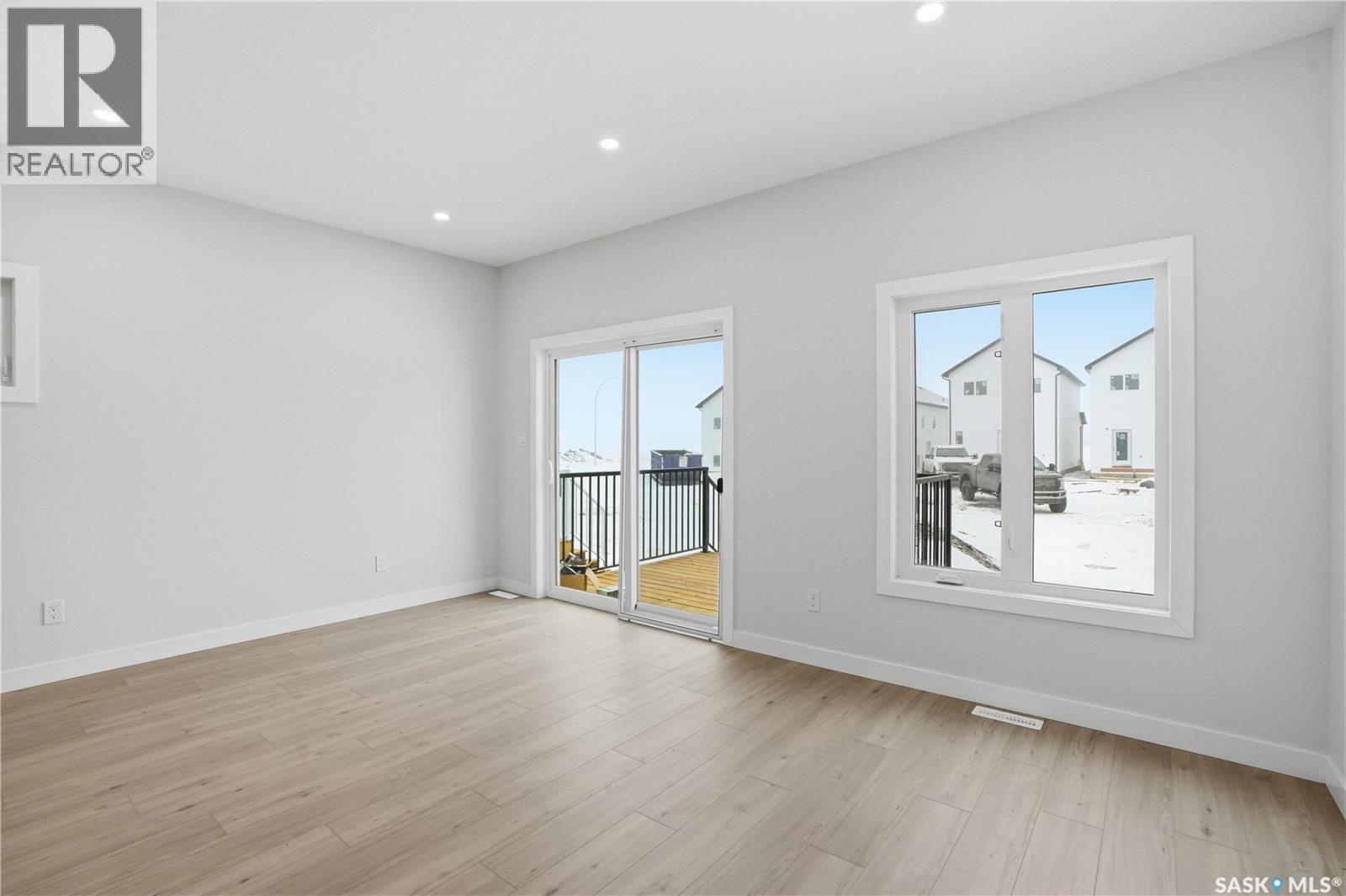 527 Sharma Crescent, Saskatoon, Saskatchewan  S7W 1K5 - Photo 14 - SK030543