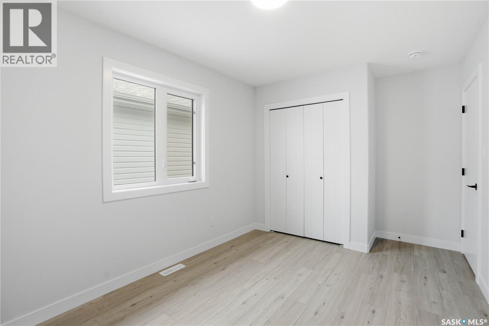 527 Sharma Crescent, Saskatoon, Saskatchewan  S7W 1K5 - Photo 23 - SK030543