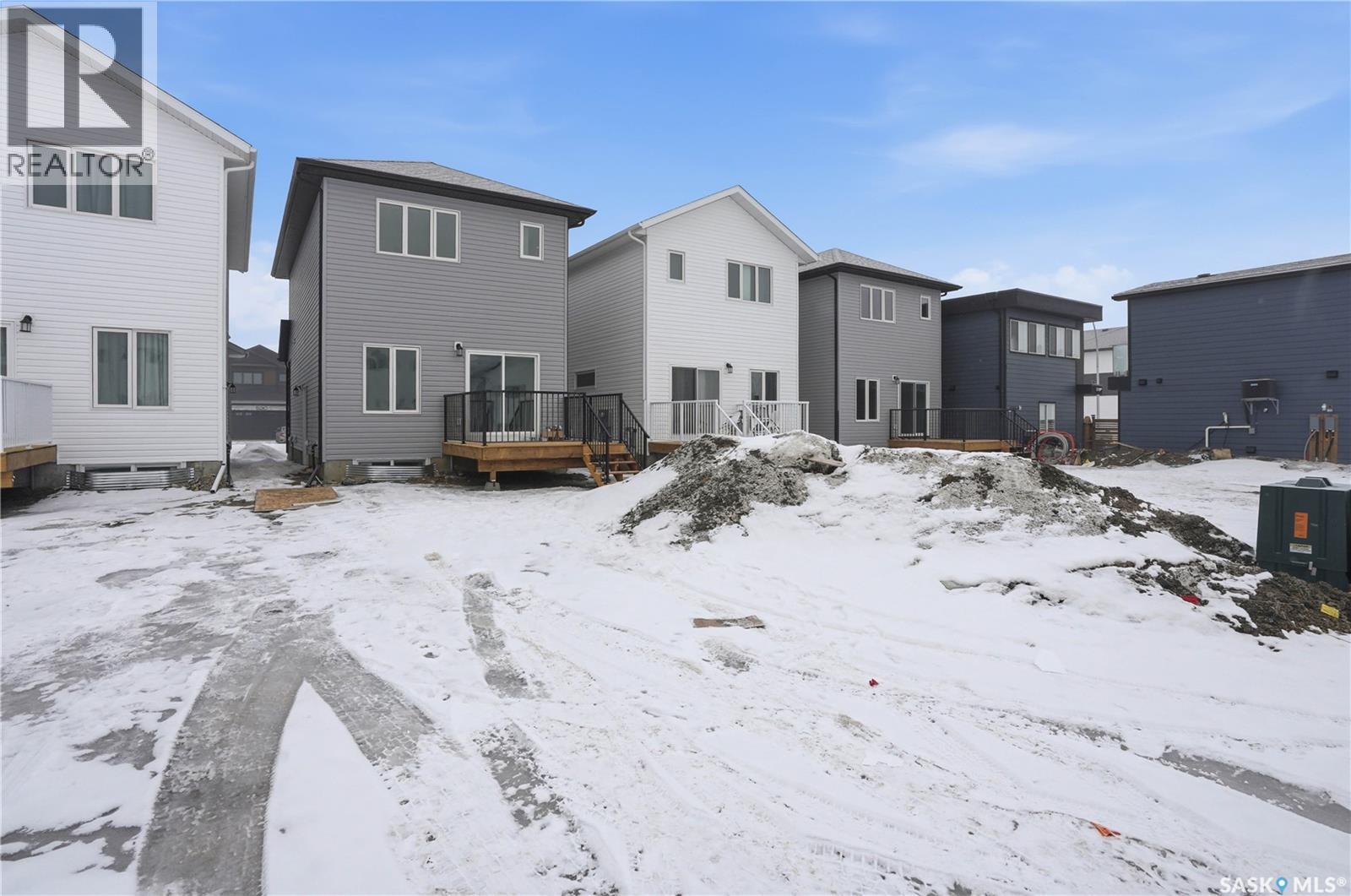 527 Sharma Crescent, Saskatoon, Saskatchewan  S7W 1K5 - Photo 36 - SK030543