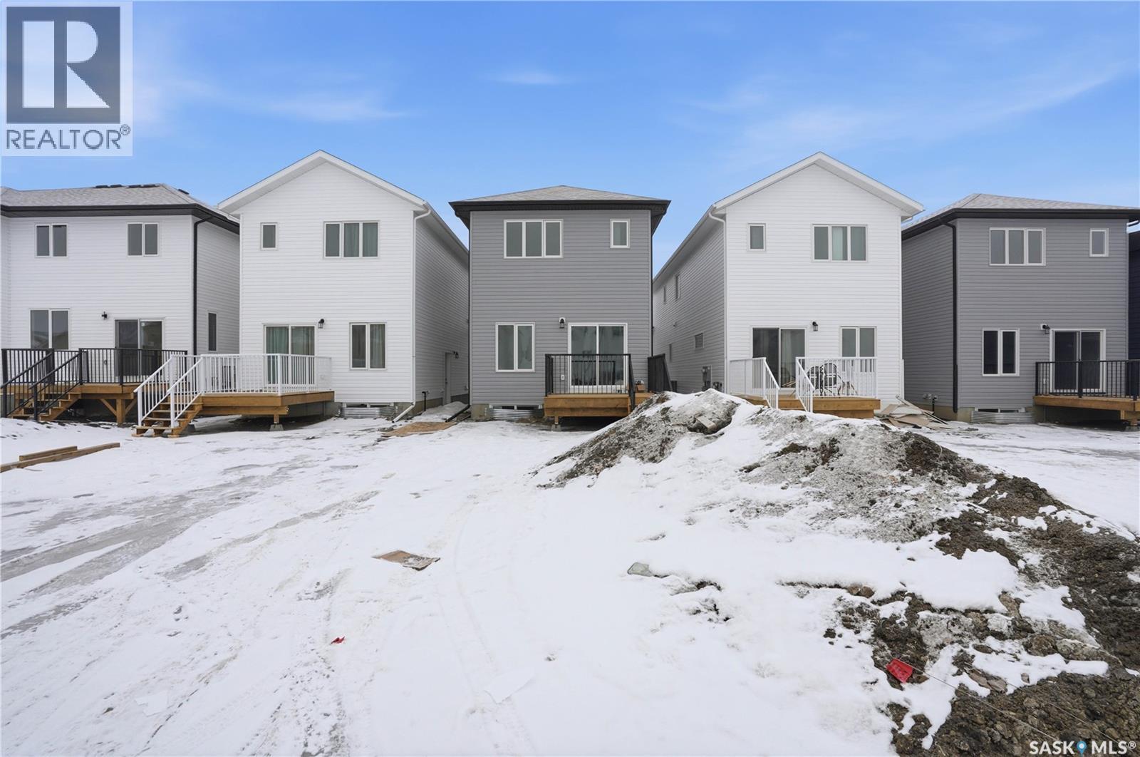 527 Sharma Crescent, Saskatoon, Saskatchewan  S7W 1K5 - Photo 37 - SK030543