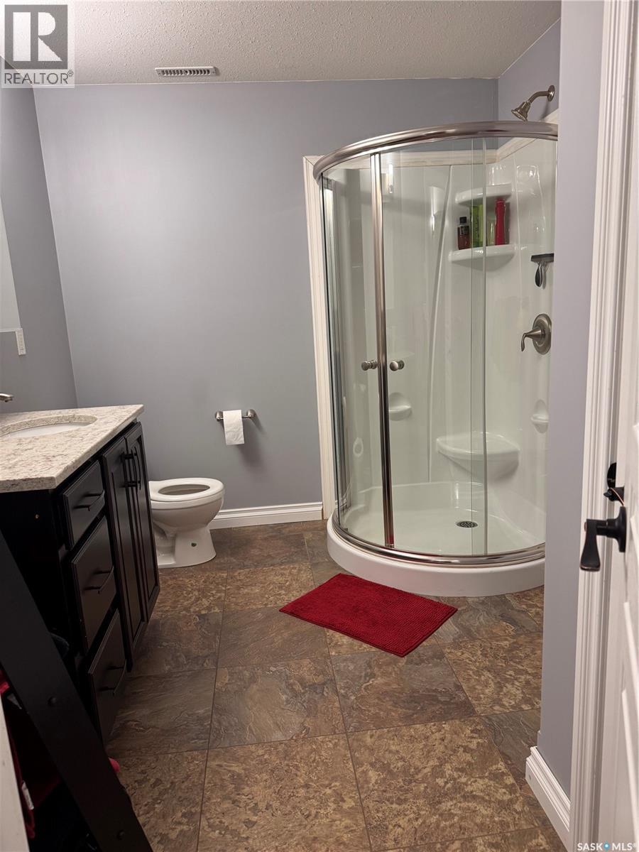 1916 Jesse Bay, Estevan, Saskatchewan  S4A 2W3 - Photo 21 - SK030520