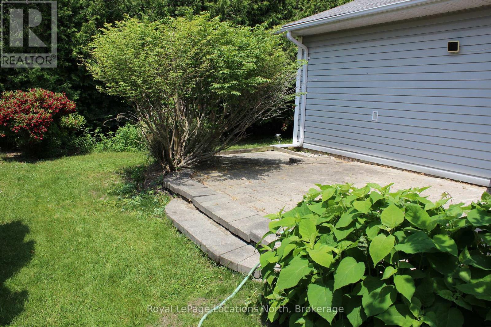 9 Pennsylvania Avenue, Wasaga Beach, Ontario  L9Z 3A8 - Photo 34 - S12240745