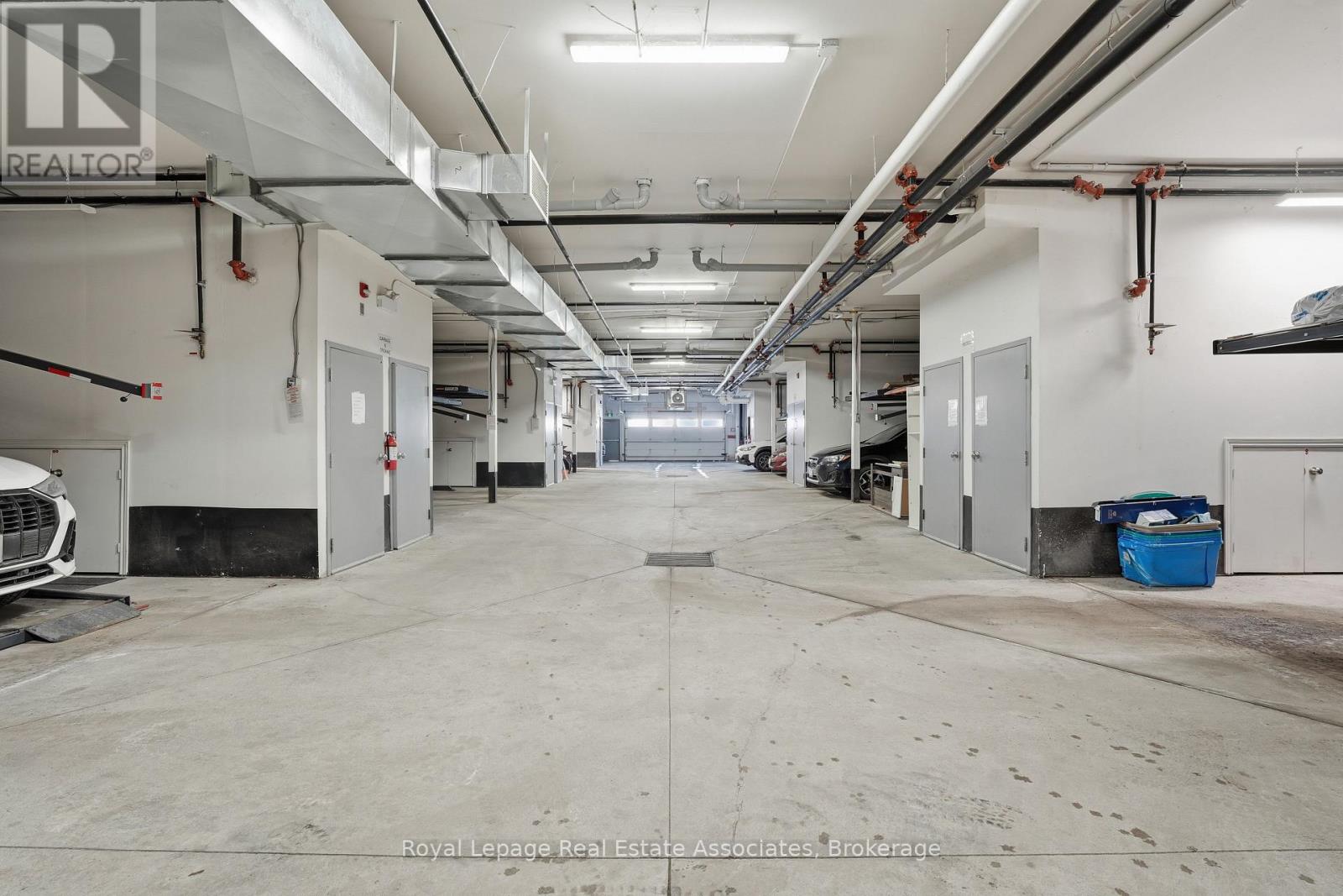 57 - 75 Elder Avenue, Toronto (Long Branch), Ontario  M8W 0B8 - Photo 41 - W12888044