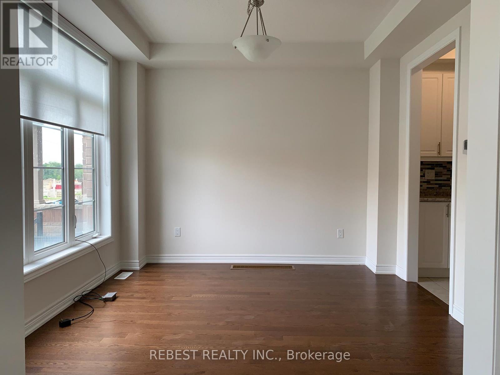 220 Coronation Road, Whitby, Ontario  L1P 0H7 - Photo 2 - E12868672