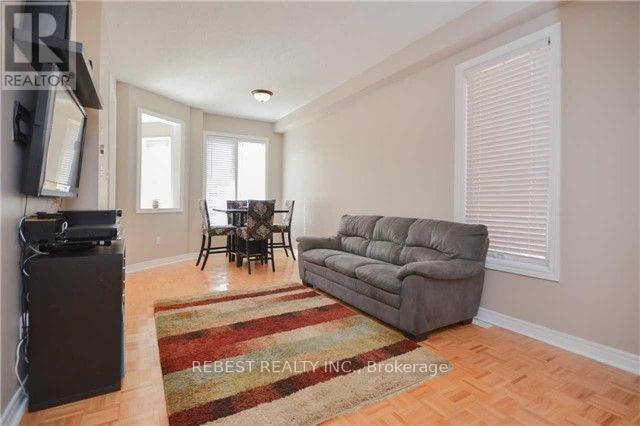 92 Silent Pond Crescent, Brampton, Ontario  L6V 4S9 - Photo 5 - W12827272