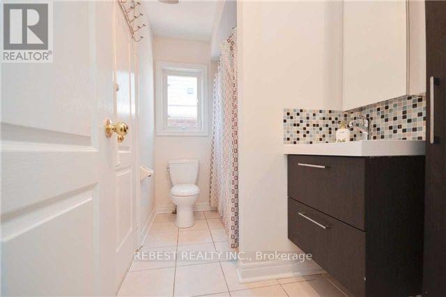 92 Silent Pond Crescent, Brampton, Ontario  L6V 4S9 - Photo 15 - W12827272