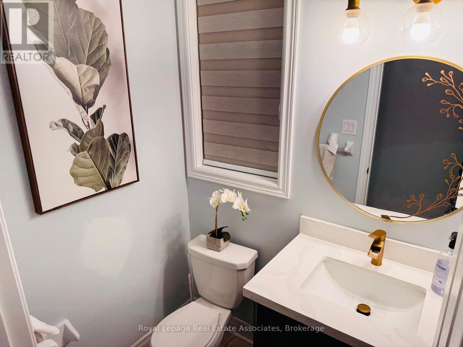 36 Zanetta Crescent, Brampton, Ontario  L6Y 6A3 - Photo 8 - W12884618