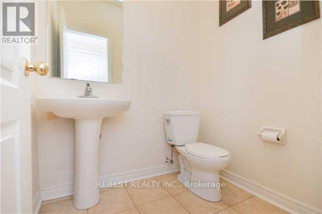 92 Silent Pond Crescent, Brampton, Ontario  L6V 4S9 - Photo 12 - W12827272