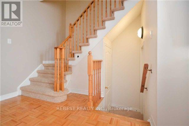 92 Silent Pond Crescent, Brampton, Ontario  L6V 4S9 - Photo 13 - W12827272