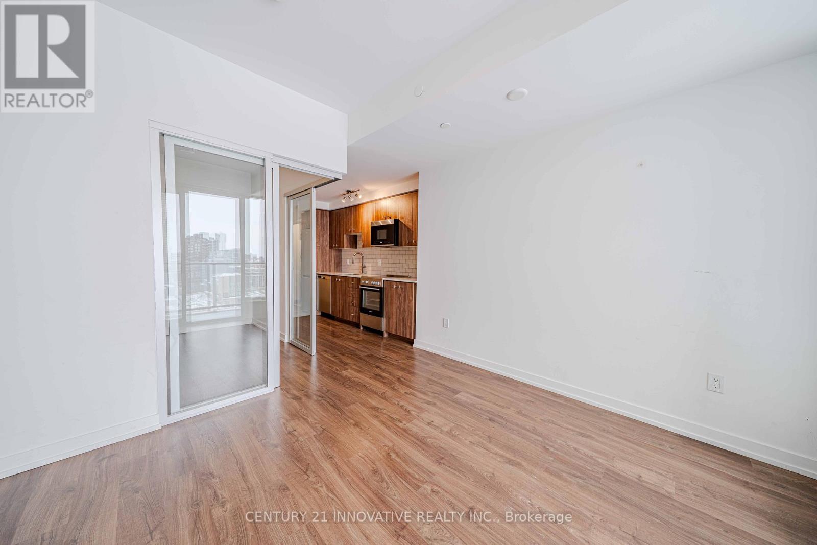 1005 - 15 Wellington Street S, Kitchener, Ontario  N2G 0E4 - Photo 11 - X12888070