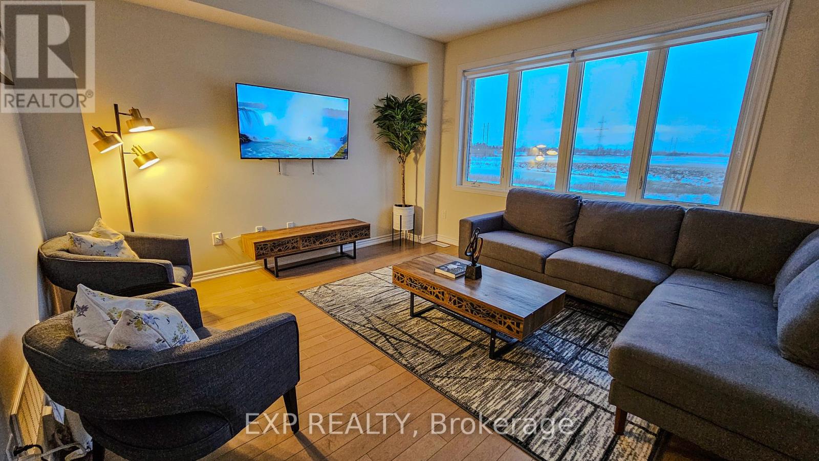 185 Vanilla Trail, Thorold, Ontario  L2V 0L2 - Photo 16 - X12888130