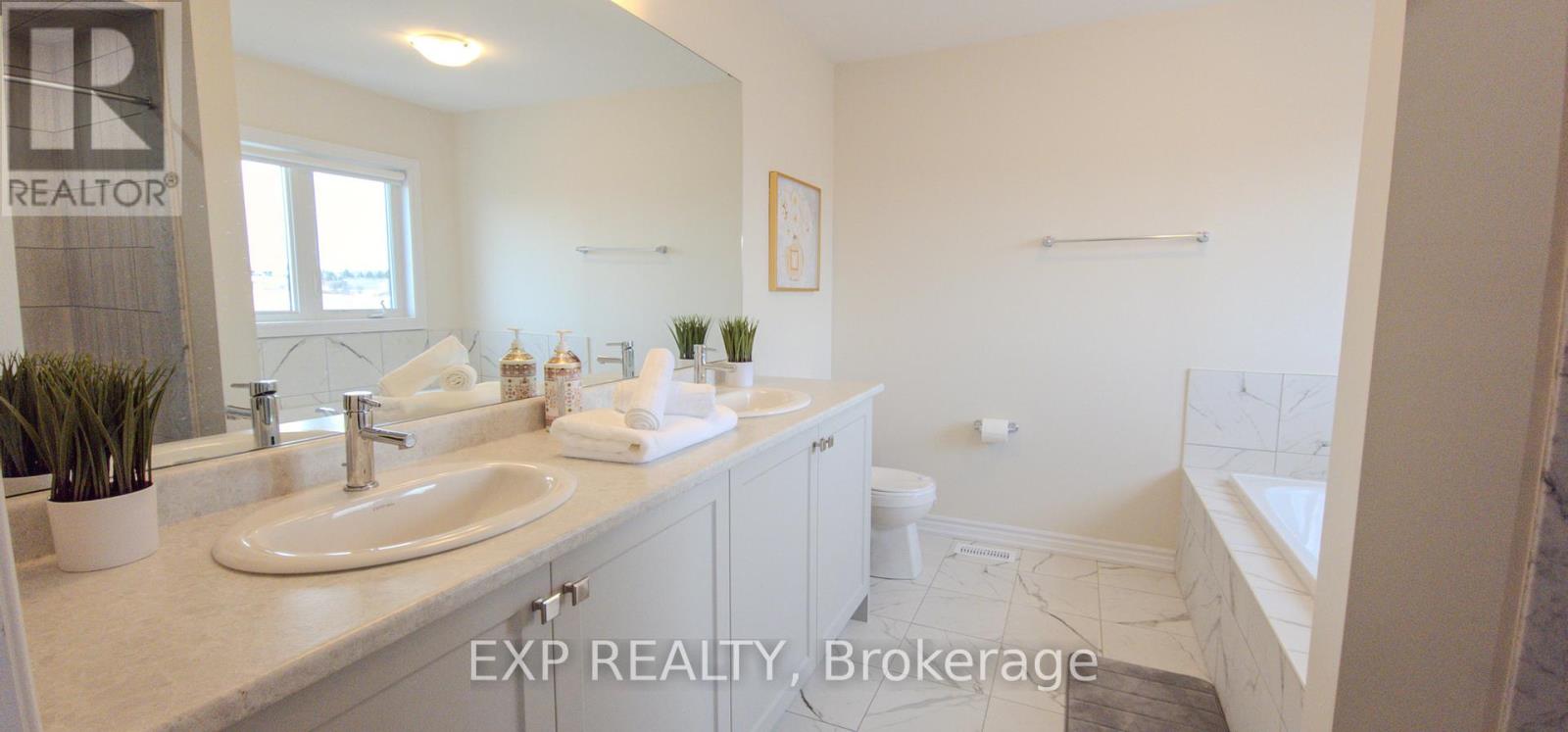 185 Vanilla Trail, Thorold, Ontario  L2V 0L2 - Photo 29 - X12888130