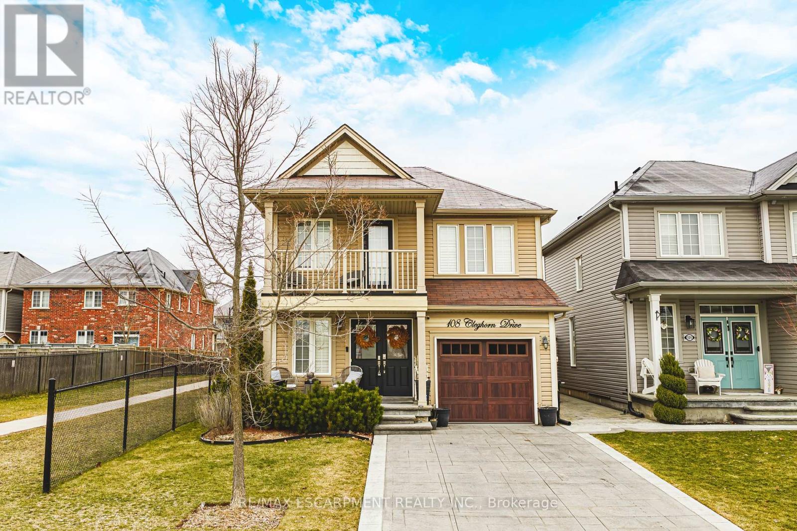 108 Cleghorn Drive, Hamilton, Ontario  L0R 1C0 - Photo 2 - X12888148