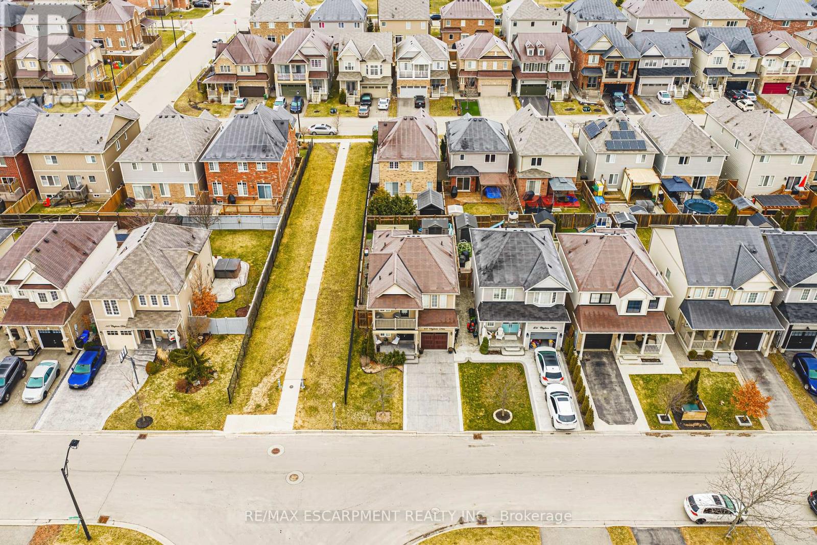 108 Cleghorn Drive, Hamilton, Ontario  L0R 1C0 - Photo 37 - X12888148