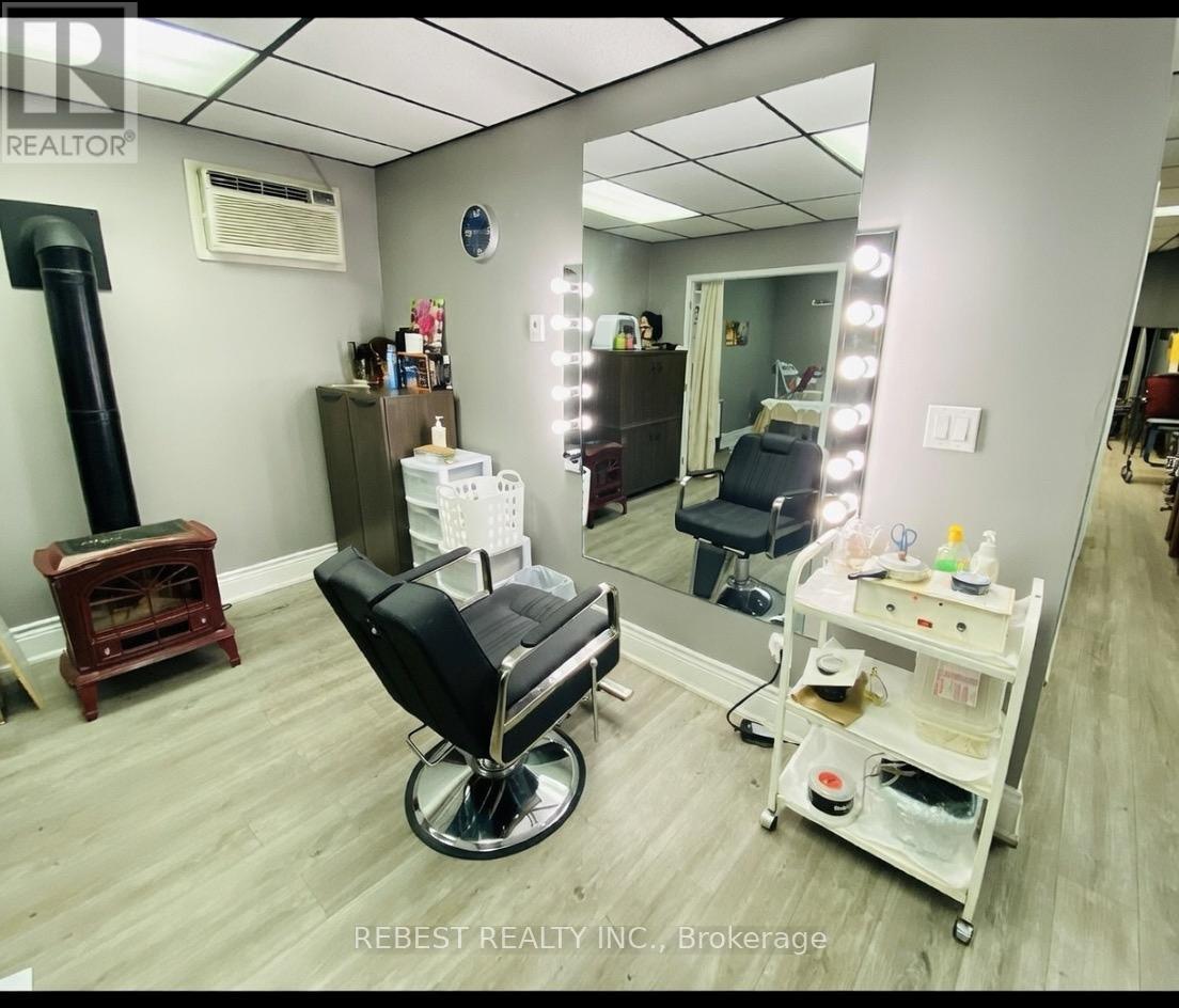 C - 210 Samuelson Street, Cambridge, Ontario N1R 1K6 - Photo 7 - X12686786