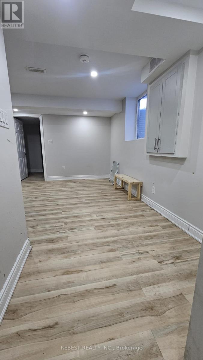 Bsmt - 1 O'connor Lane, Guelph, Ontario N1E 7G6 - Photo 12 - X12653988