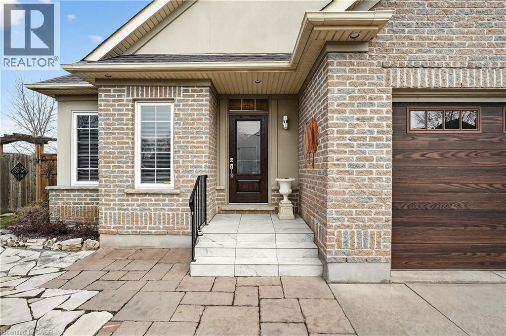 2 Seyval Place, Niagara-On-The-Lake, Ontario  L0S 1J0 - Photo 5 - 40811870