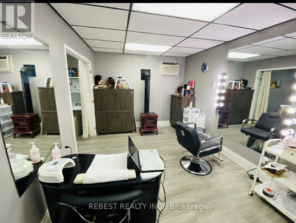 C - 210 Samuelson Street, Cambridge, Ontario N1R 1K6 - Photo 8 - X12686786