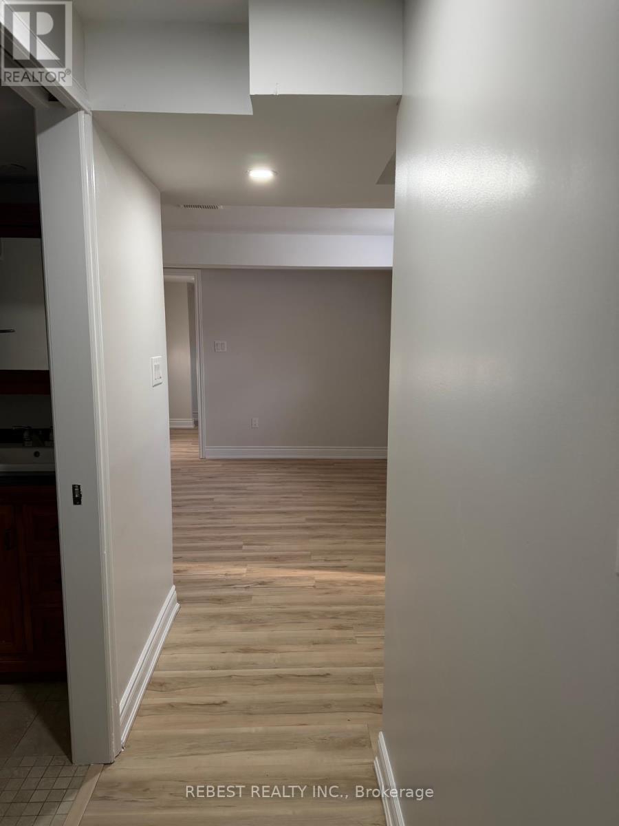 Bsmt - 1 O'connor Lane, Guelph, Ontario N1E 7G6 - Photo 24 - X12653988