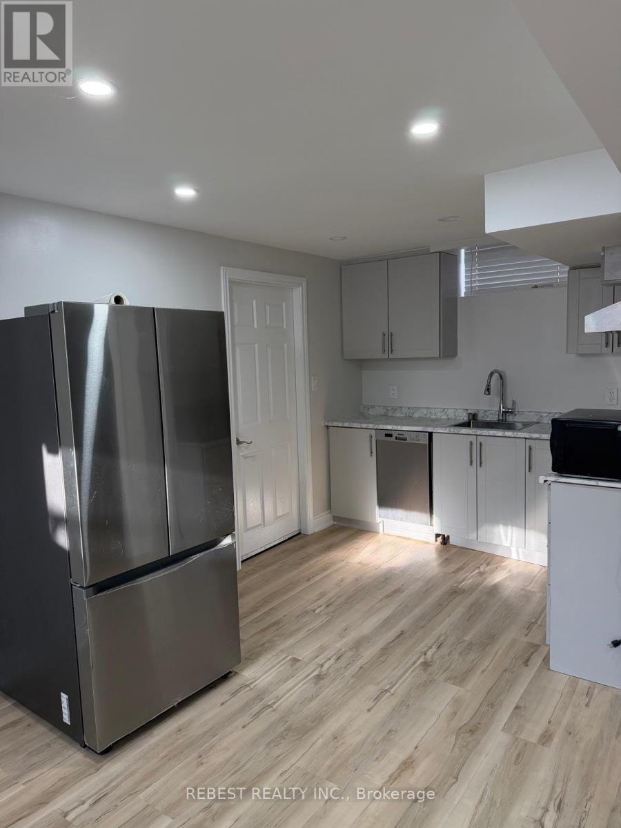 Bsmt - 1 O'connor Lane, Guelph, Ontario N1E 7G6 - Photo 9 - X12653988