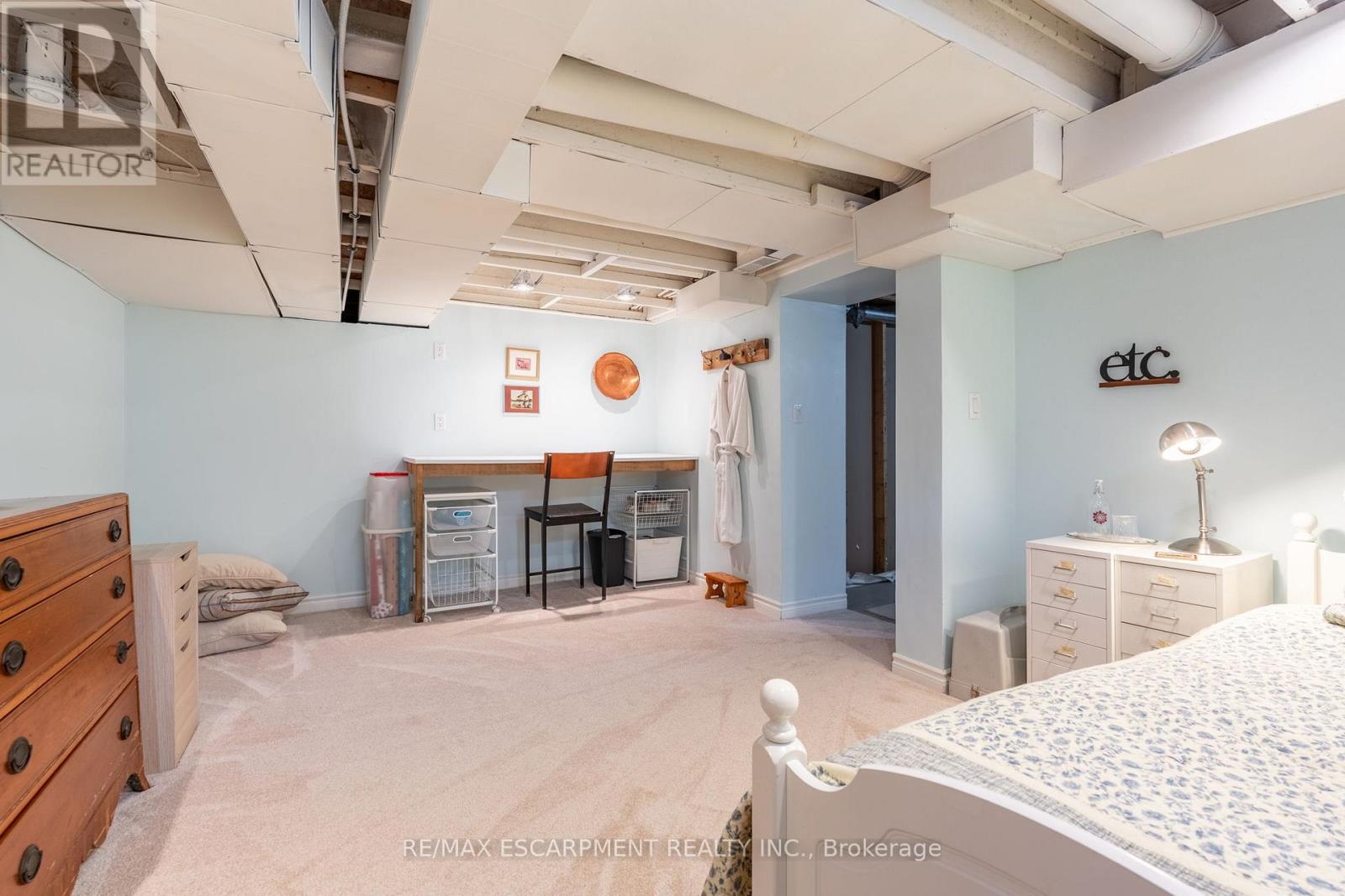 136 Glenariff Drive, Hamilton, Ontario  L8B 1A5 - Photo 29 - X12673748