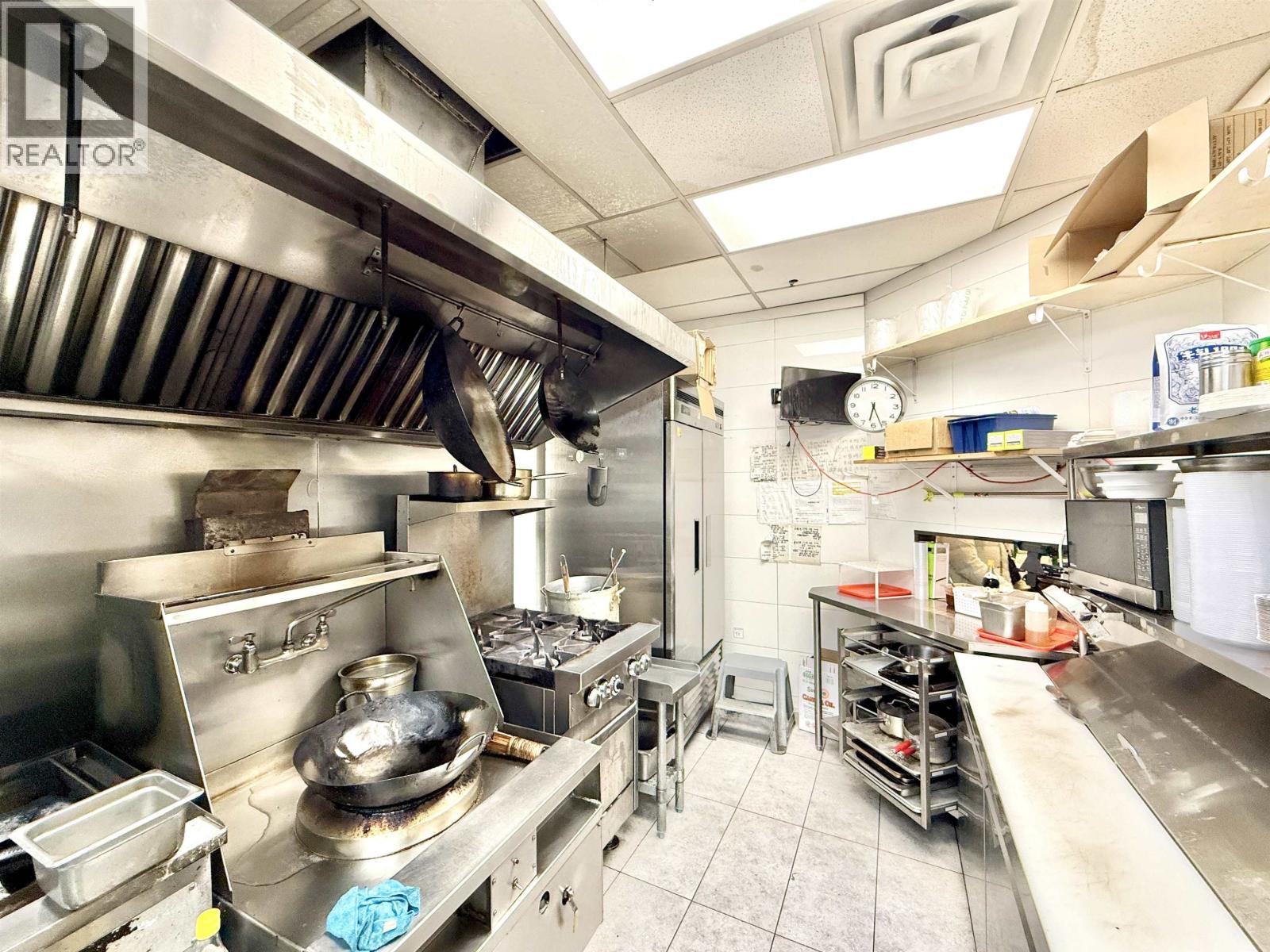 1377 4380 No. 3 Road, Richmond, British Columbia V6T 0C8 - Photo 2 - C8076920