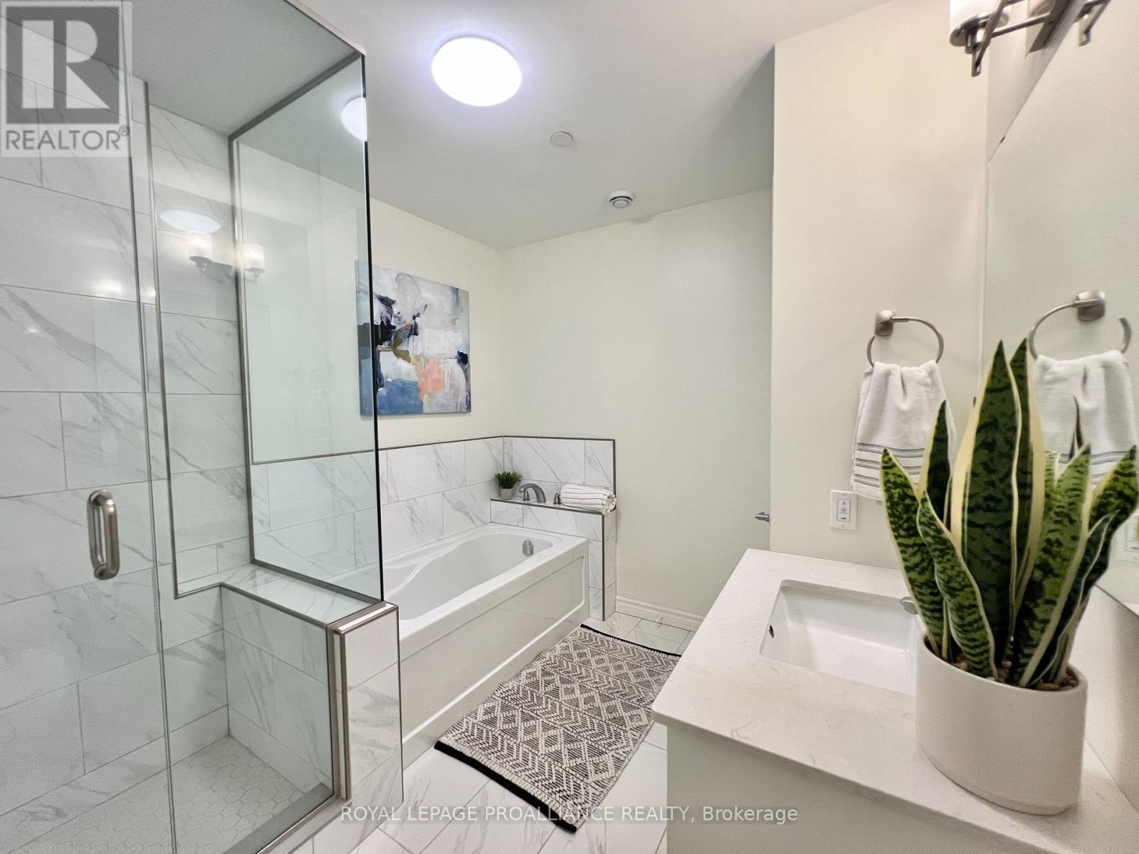 303 - 199 Front Street, Belleville, Ontario  K8N 5H5 - Photo 16 - X12888208