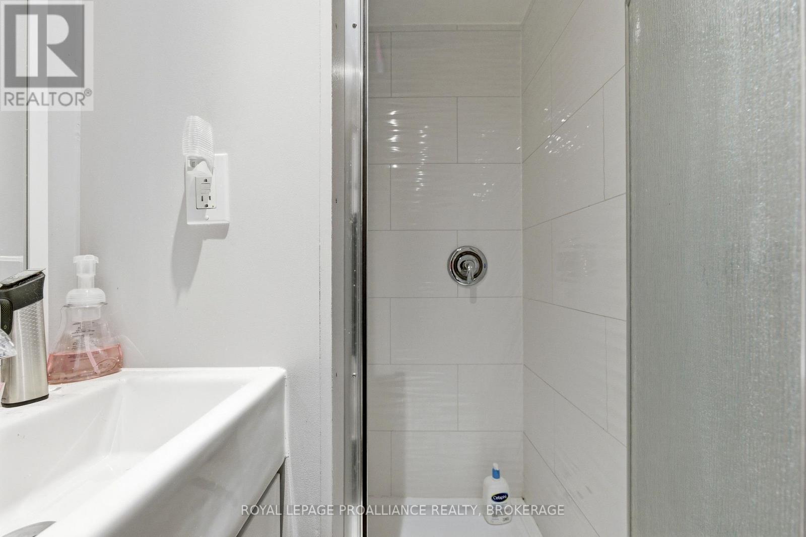 511 Victoria Street, Kingston, Ontario  K7L 3Z9 - Photo 15 - X12888212