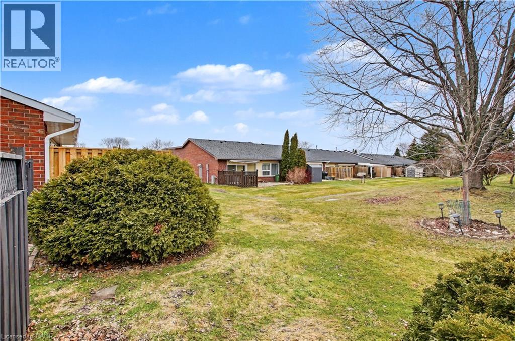 29 Archdeacon Clark Trail, Hamilton, Ontario  L9B 2M1 - Photo 35 - 40797915