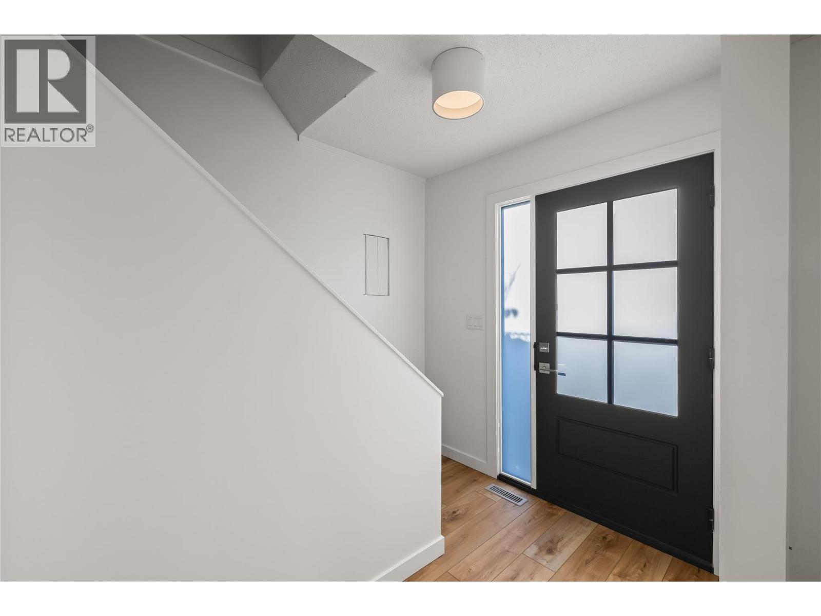 2957 Conlin Court Unit# 3, Kelowna, British Columbia  V1Y 7S7 - Photo 7 - 10363985