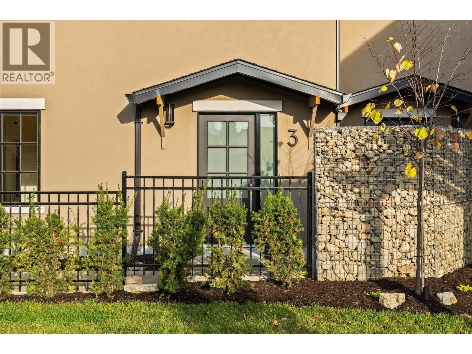 2957 Conlin Court Unit# 3, Kelowna, British Columbia  V1Y 7S7 - Photo 6 - 10363985