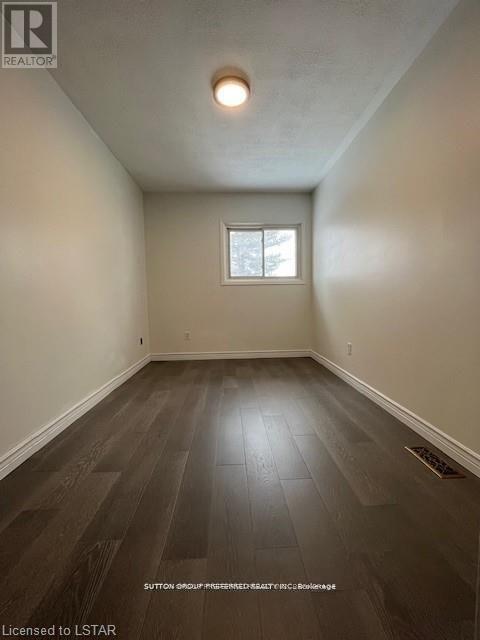 1878 Culver Drive, London East (East H), Ontario  N5V 3K6 - Photo 8 - X12888376