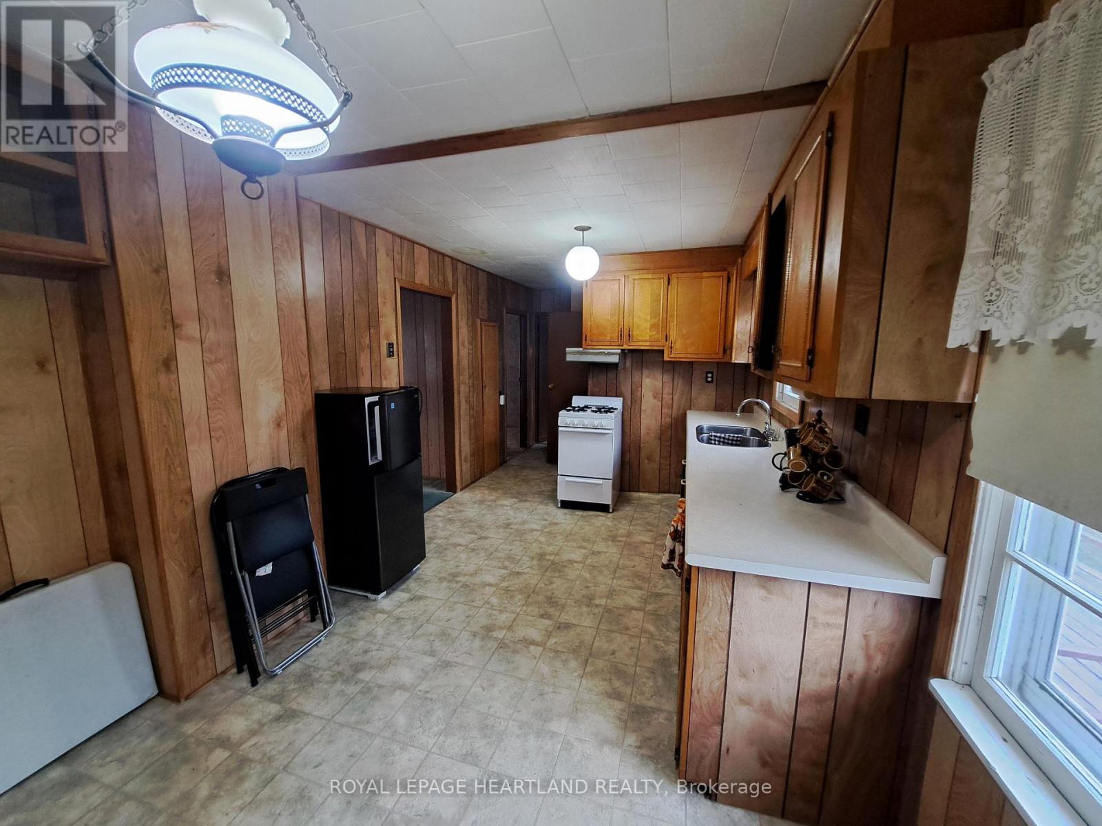 189 William Street, South Huron (Exeter), Ontario  N0M 1S2 - Photo 10 - X12888420