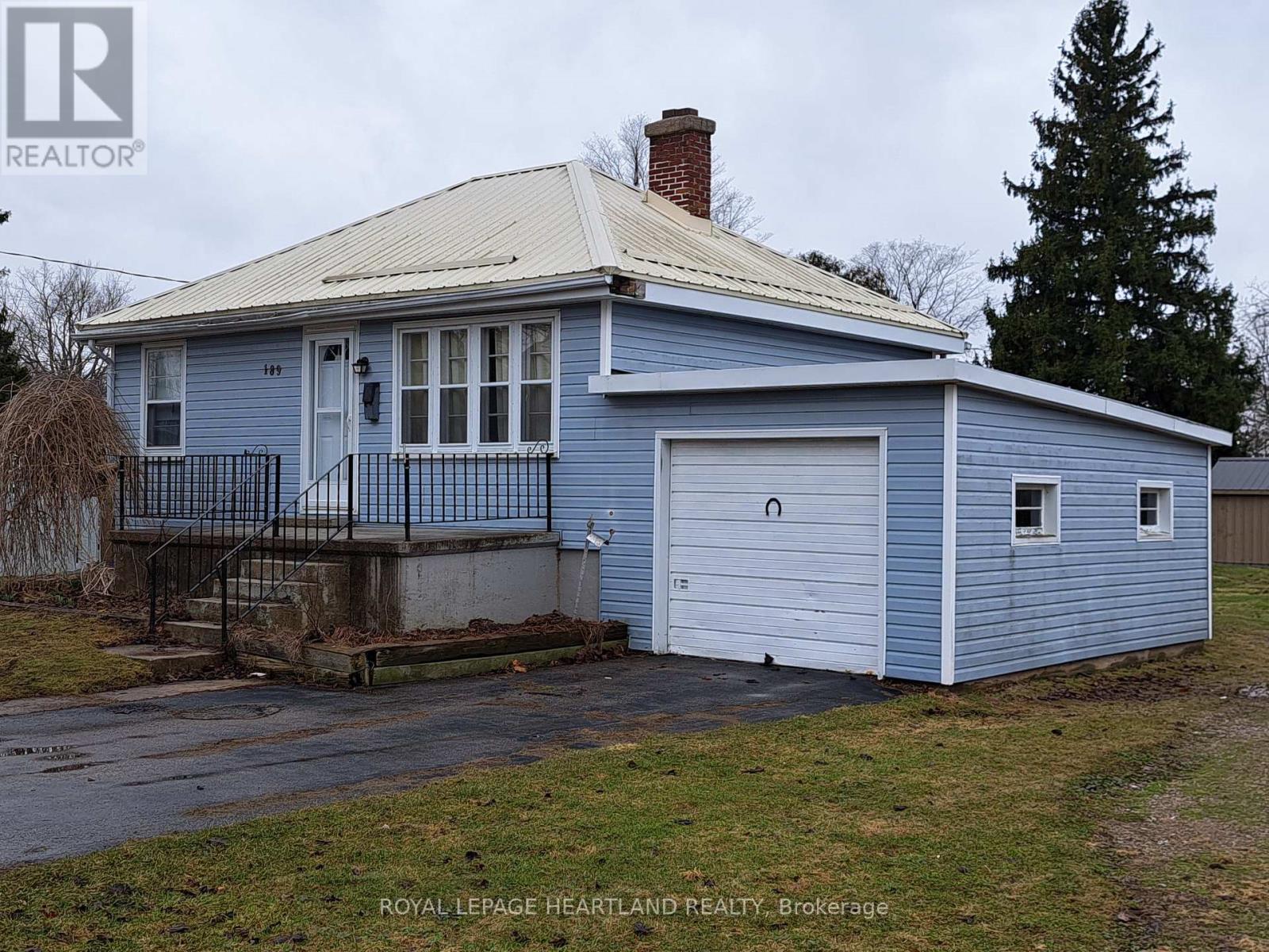 189 William Street, South Huron (Exeter), Ontario  N0M 1S2 - Photo 2 - X12888420