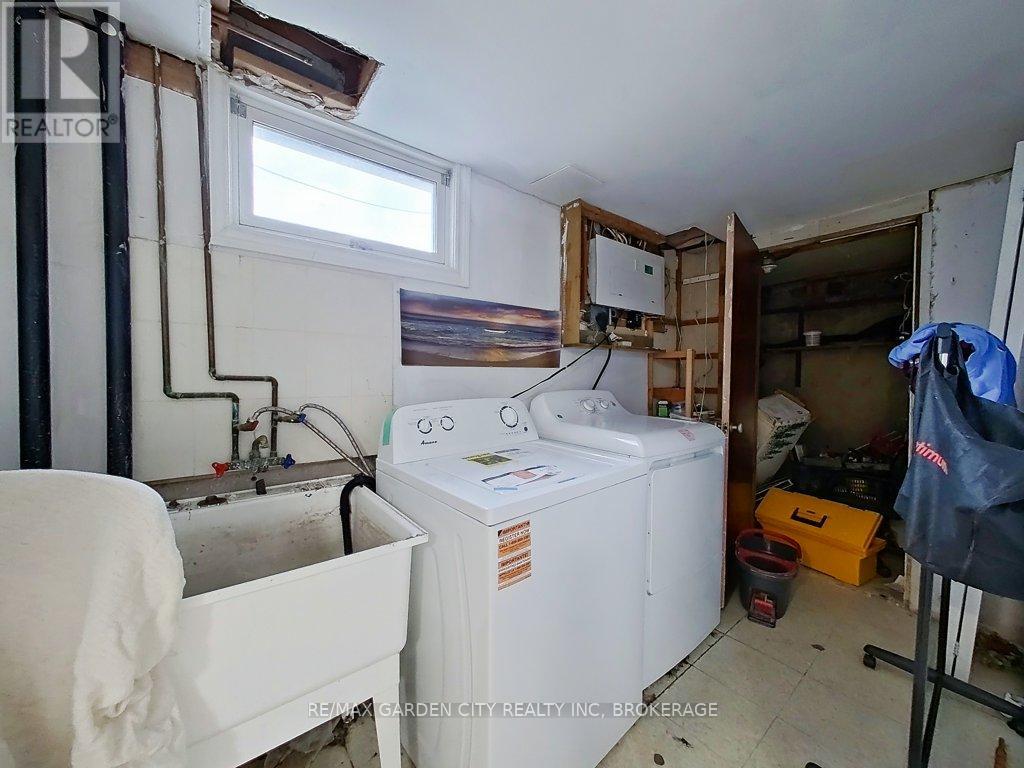 105 Tupper Drive, Thorold, Ontario  L2V 4C9 - Photo 44 - X12886650