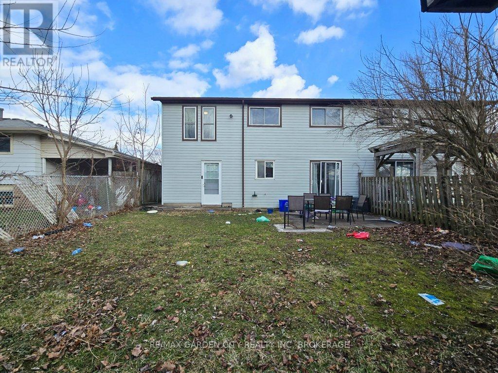 105 Tupper Drive, Thorold, Ontario  L2V 4C9 - Photo 48 - X12886650