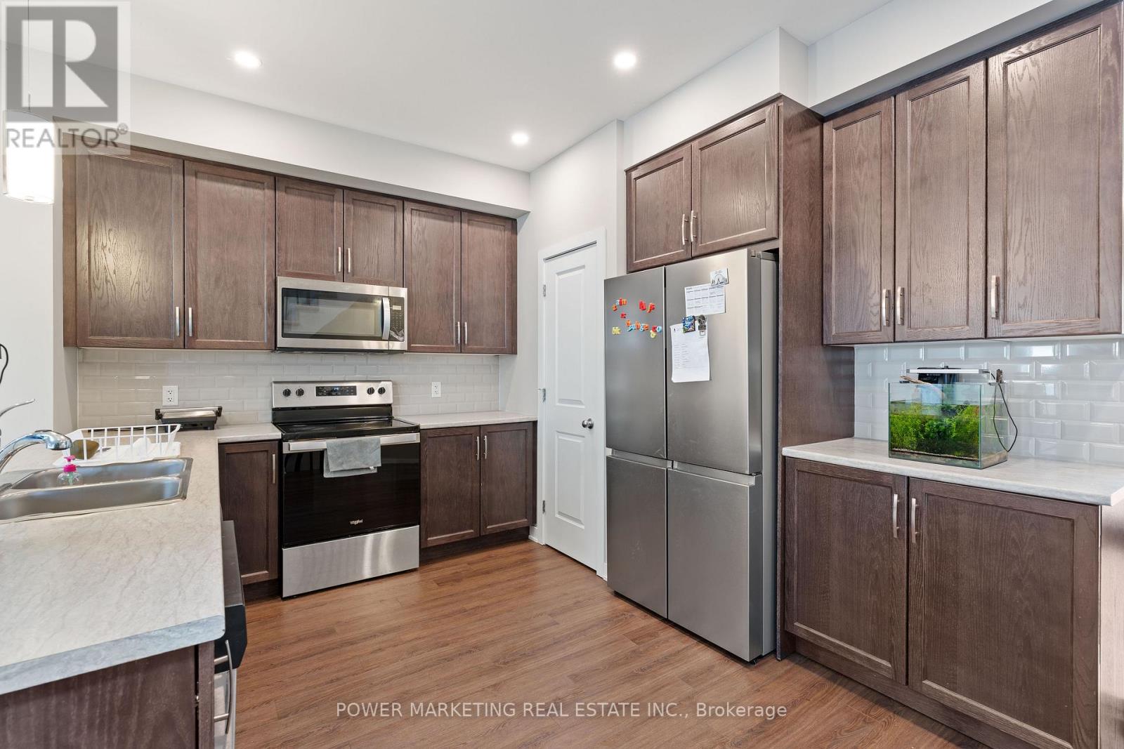 431 Cope Drive, Ottawa, Ontario  K2V 0P4 - Photo 7 - X12888168