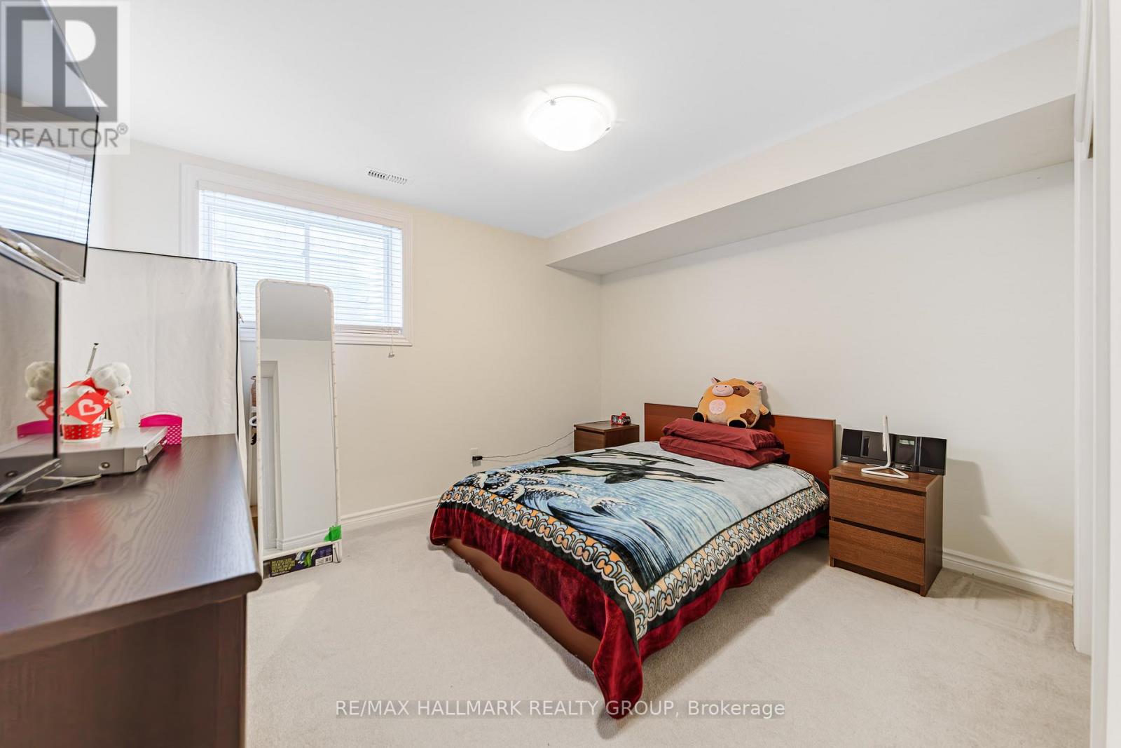 43 Cento Way, Ottawa, Ontario  K2S 0W4 - Photo 40 - X12888226