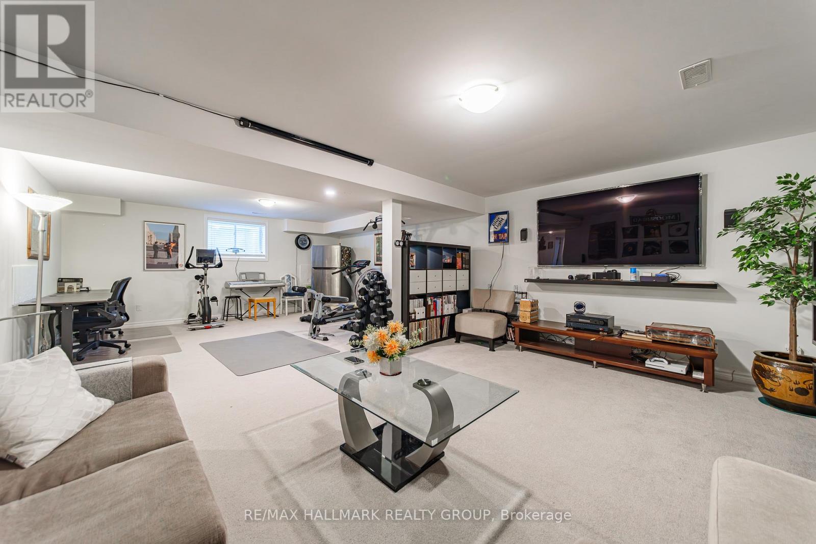 43 Cento Way, Ottawa, Ontario  K2S 0W4 - Photo 44 - X12888226