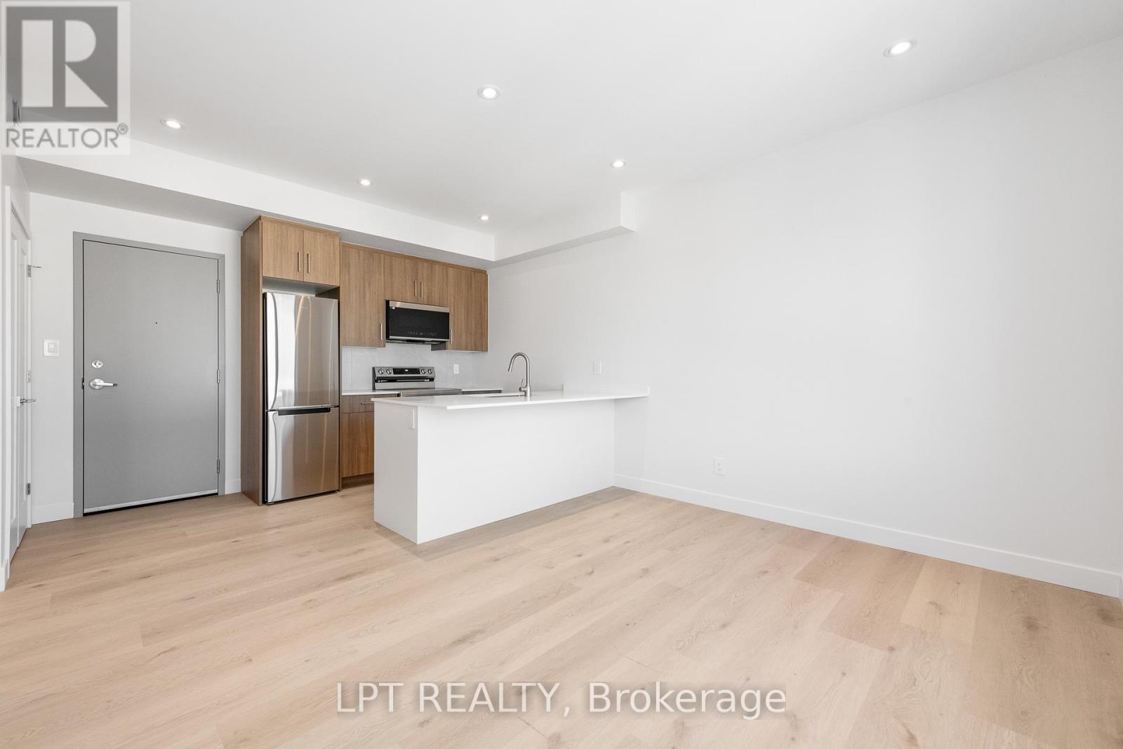 8 - 319 Shakespeare Street, Ottawa, Ontario  K1L 5M1 - Photo 10 - X12888262