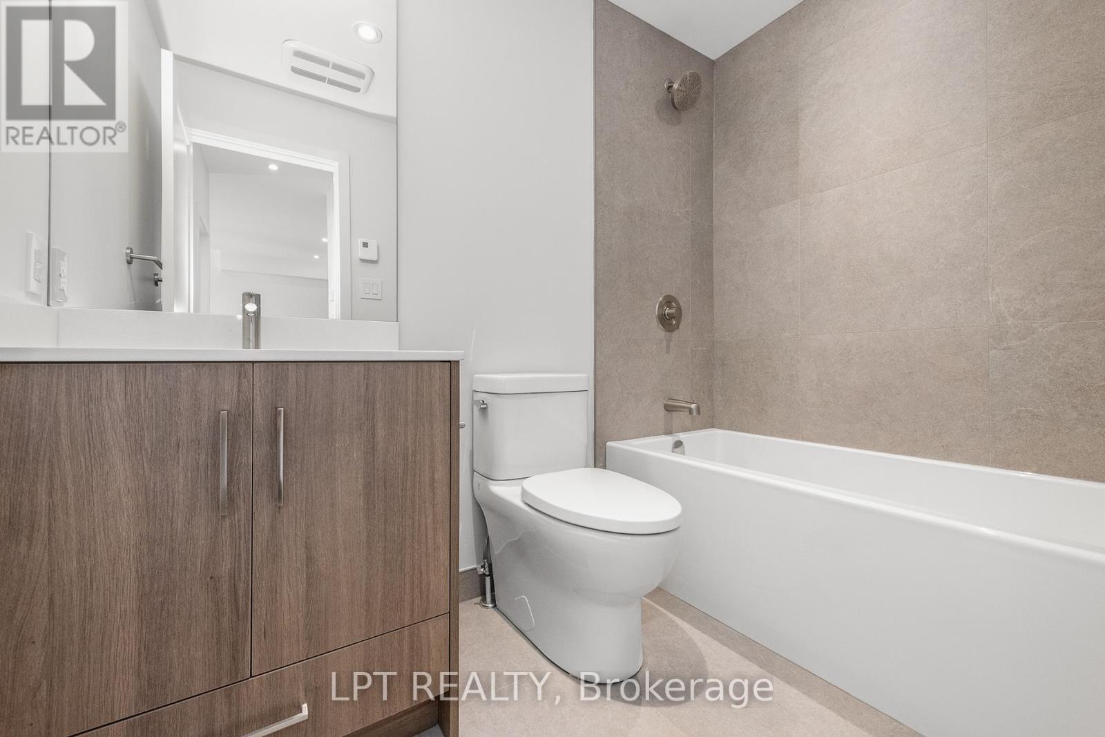 8 - 319 Shakespeare Street, Ottawa, Ontario  K1L 5M1 - Photo 14 - X12888262