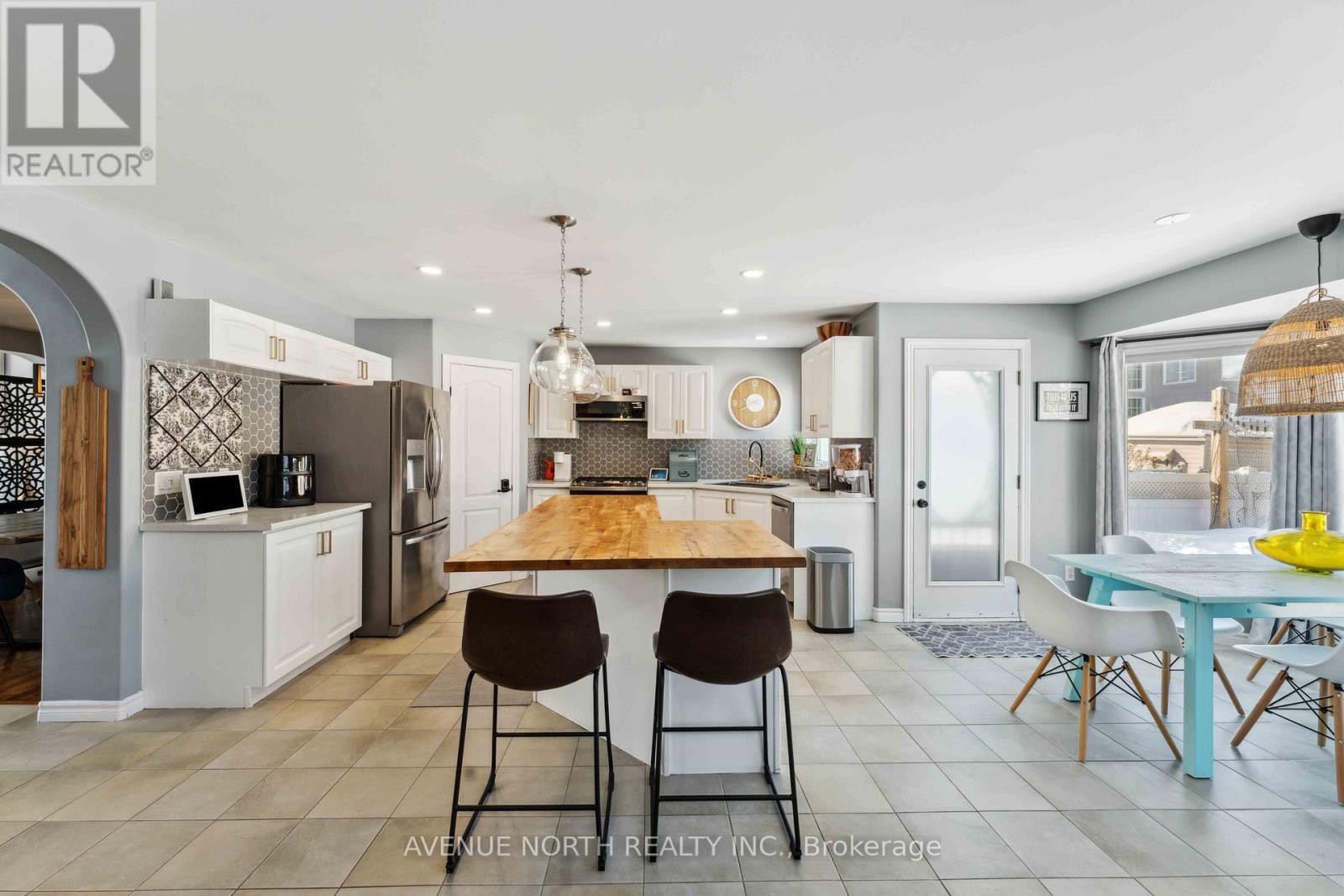 4 Bracewood Way, Ottawa, Ontario  K2J 4Y3 - Photo 7 - X12888294