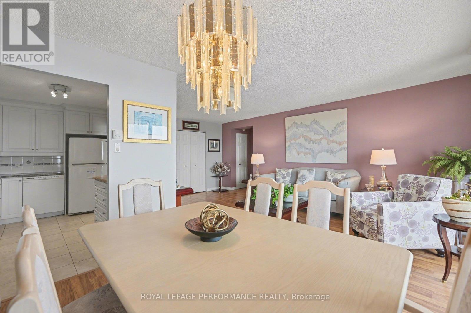 1505 - 665 Bathgate Drive, Ottawa, Ontario K1K 3Y4 - Photo 12 - X12888416