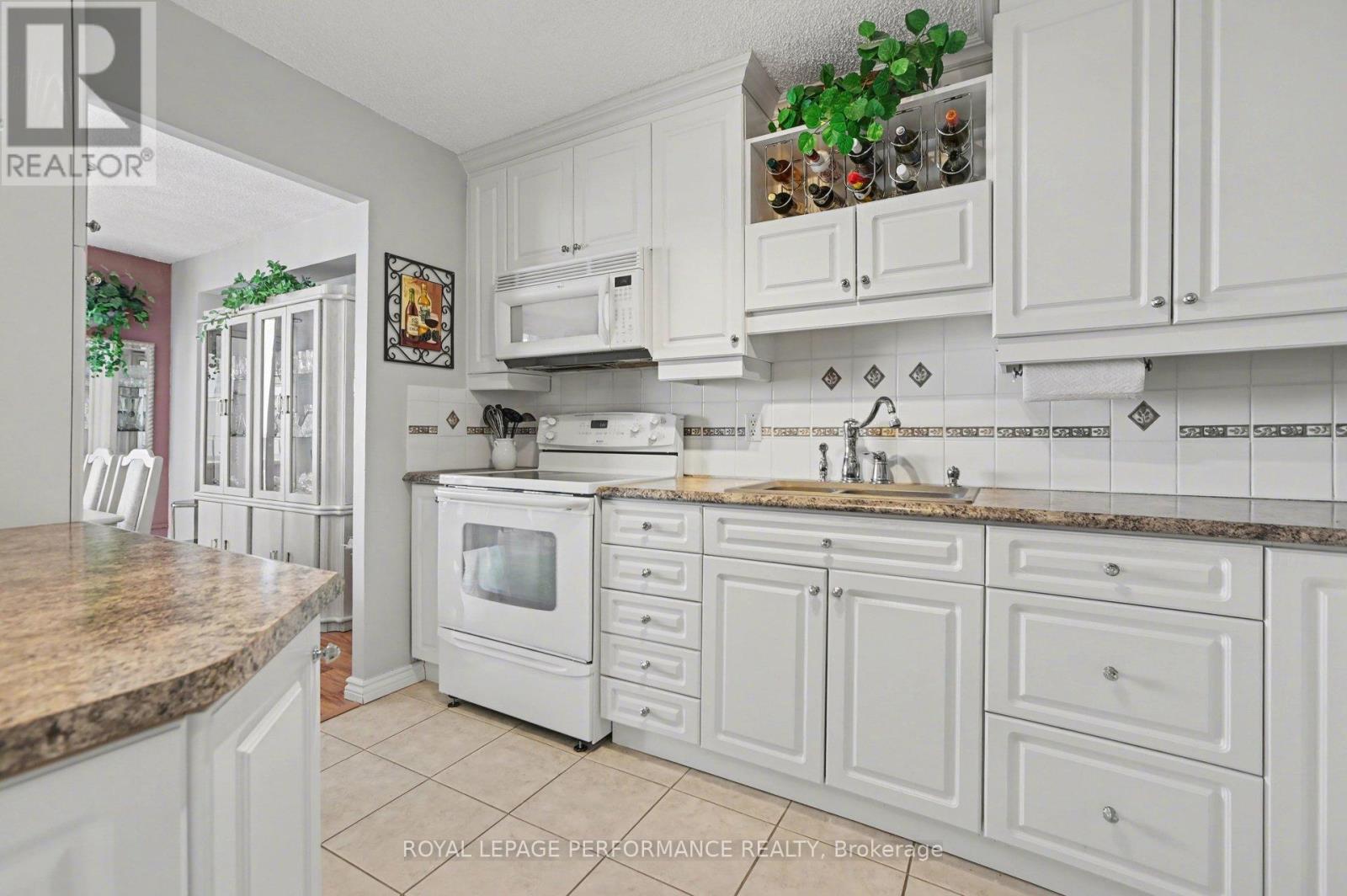 1505 - 665 Bathgate Drive, Ottawa, Ontario K1K 3Y4 - Photo 15 - X12888416